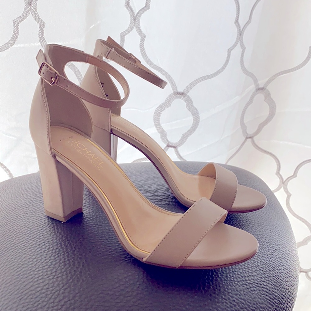 Michael Shannon Womens SZ 9.5 Nude High Heels